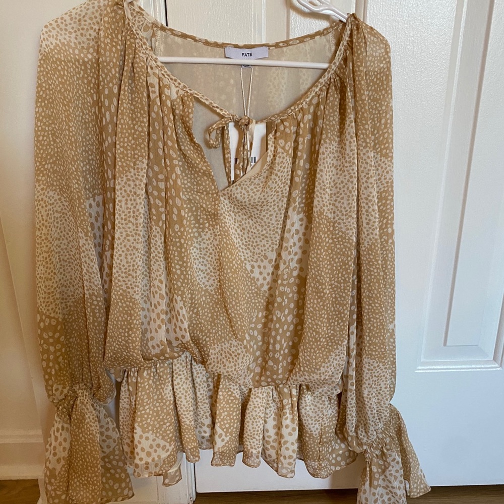 Anthropologie puff sleeve shirt